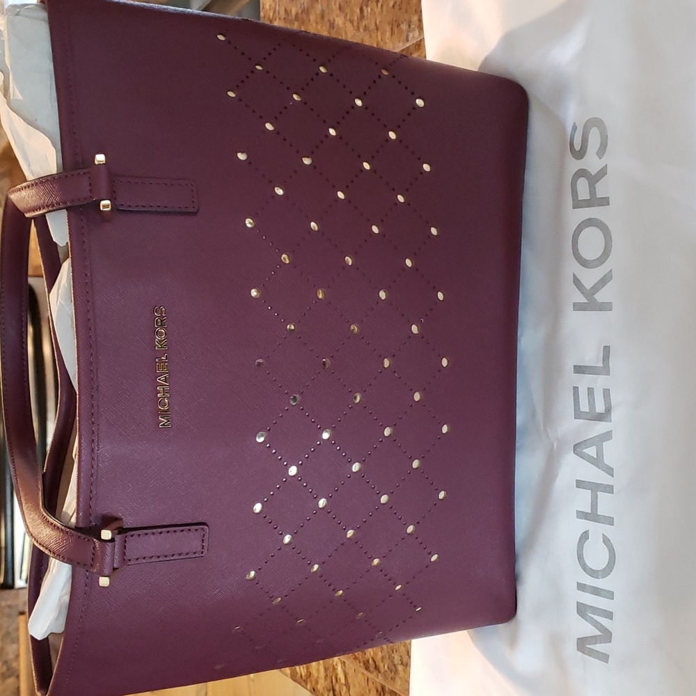 💜Michael Kors Violet Jet Set Tote Small plum